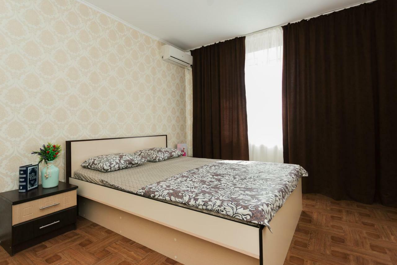 Apart-Hotel On Kondrateva Street New Building 7 Floor Sumy Exteriör bild