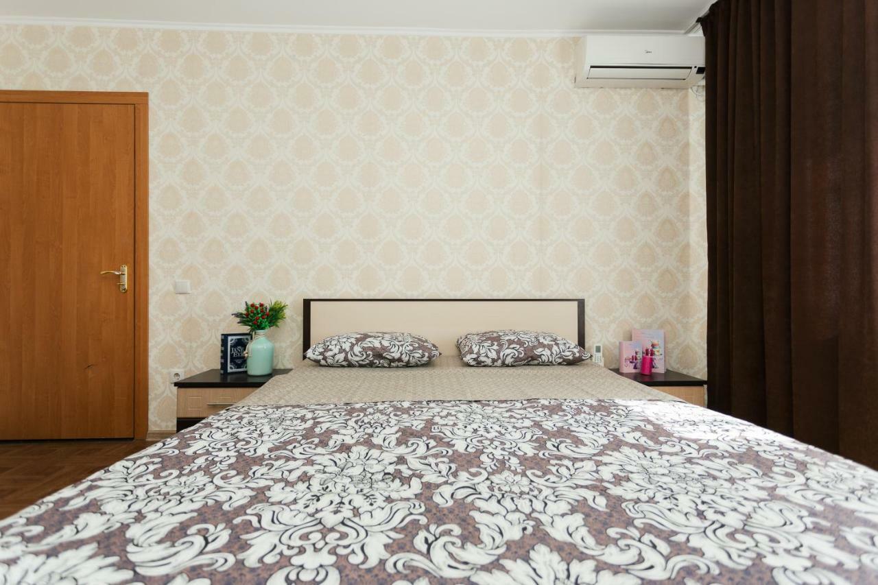 Apart-Hotel On Kondrateva Street New Building 7 Floor Sumy Exteriör bild